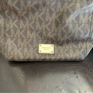 MK Michael Kors Jetset Messenger/Crossbody Brown & Tan